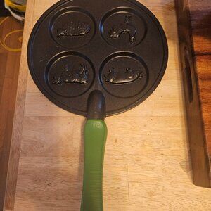 nordic ware mini pancake pan with country farm animals cow pig rooster sheep